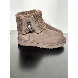 UGG Solene Mini Boot Chocolate Brown US 6 Cozy Comfy Cabincore Warm